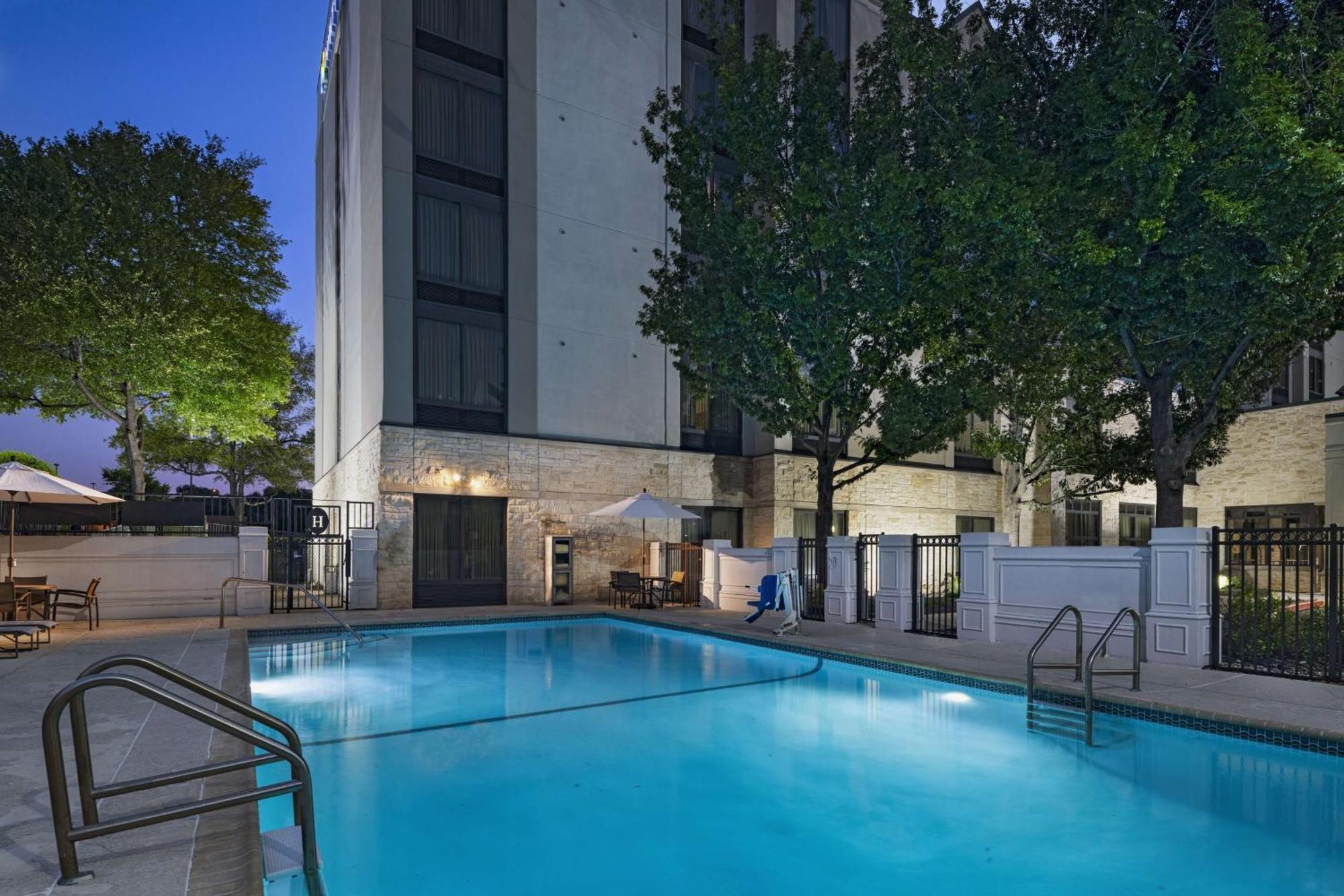 Hyatt Place Austin Arboretum Екстериор снимка