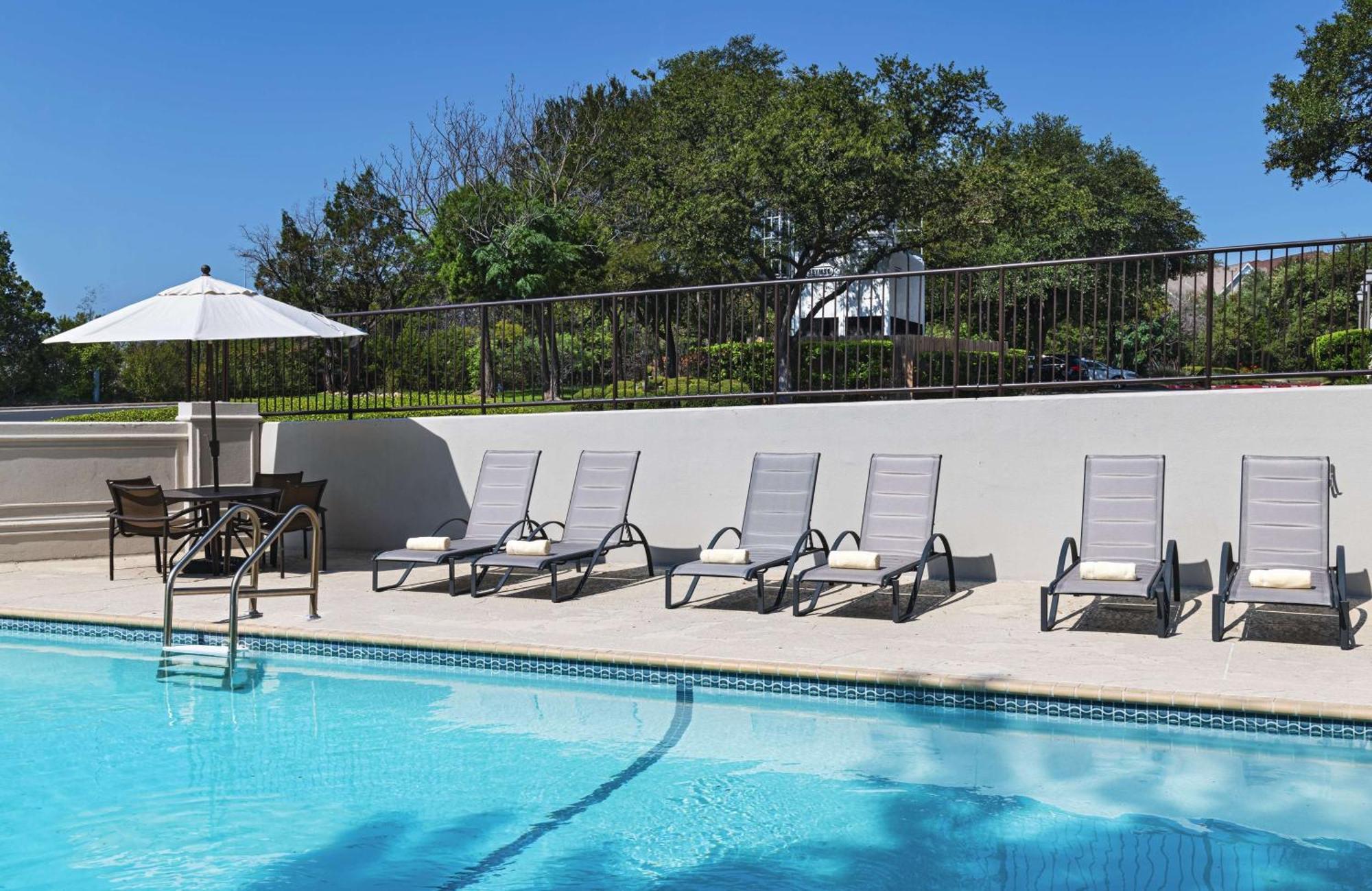 Hyatt Place Austin Arboretum Екстериор снимка