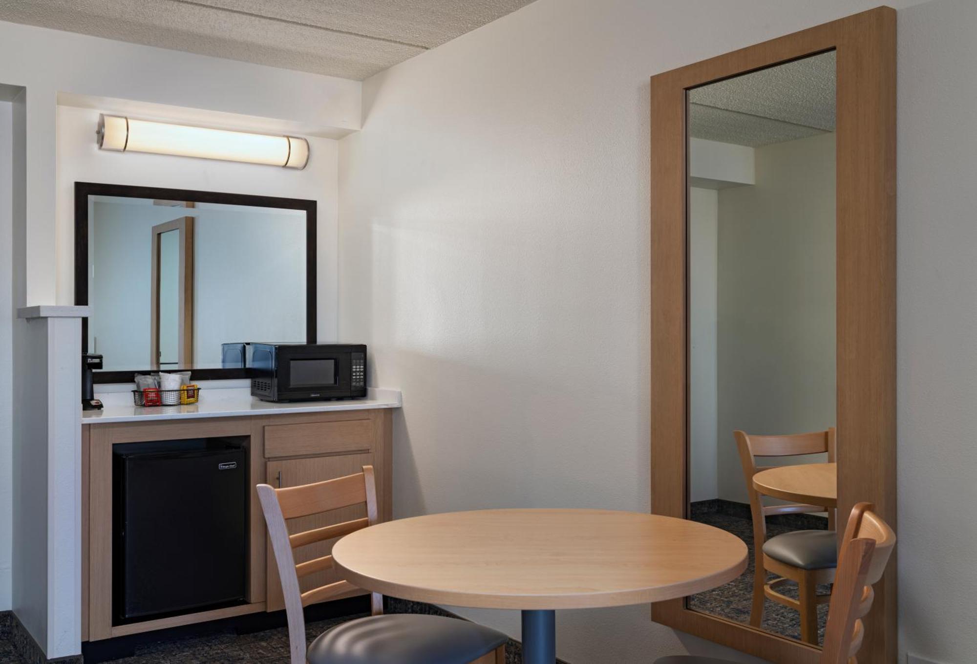 Hyatt Place Austin Arboretum Екстериор снимка